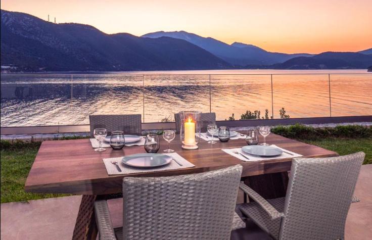 Mr Grey Luxury Villa Spartokhórion Екстериор снимка